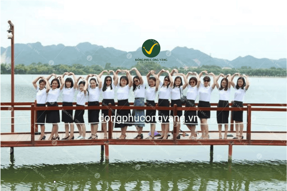 Đồng phục họp lớp tại Hà Giang - Ong Vàng